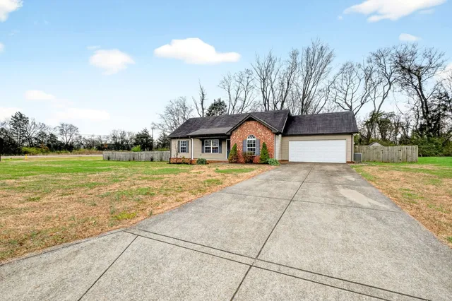 $375,000 | 1001 Pusher Place, Rockvale, TN 37153