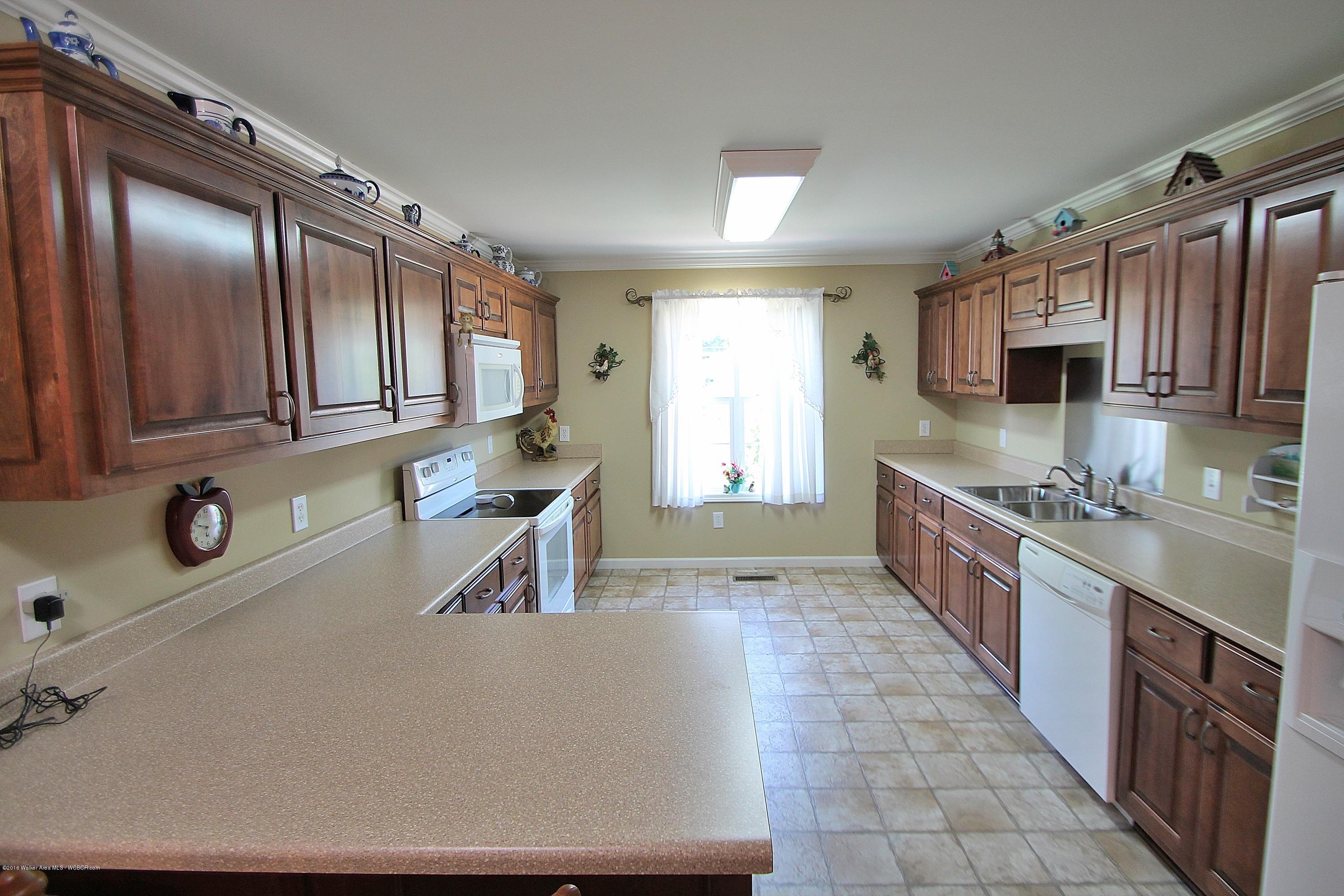 280 Summerville Road Jasper, AL 35504 - Photo 6 of 19 Gallery Image 6