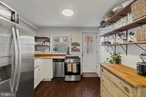 $300,000 | 1522 South Beulah Street, Philadelphia, PA 19147