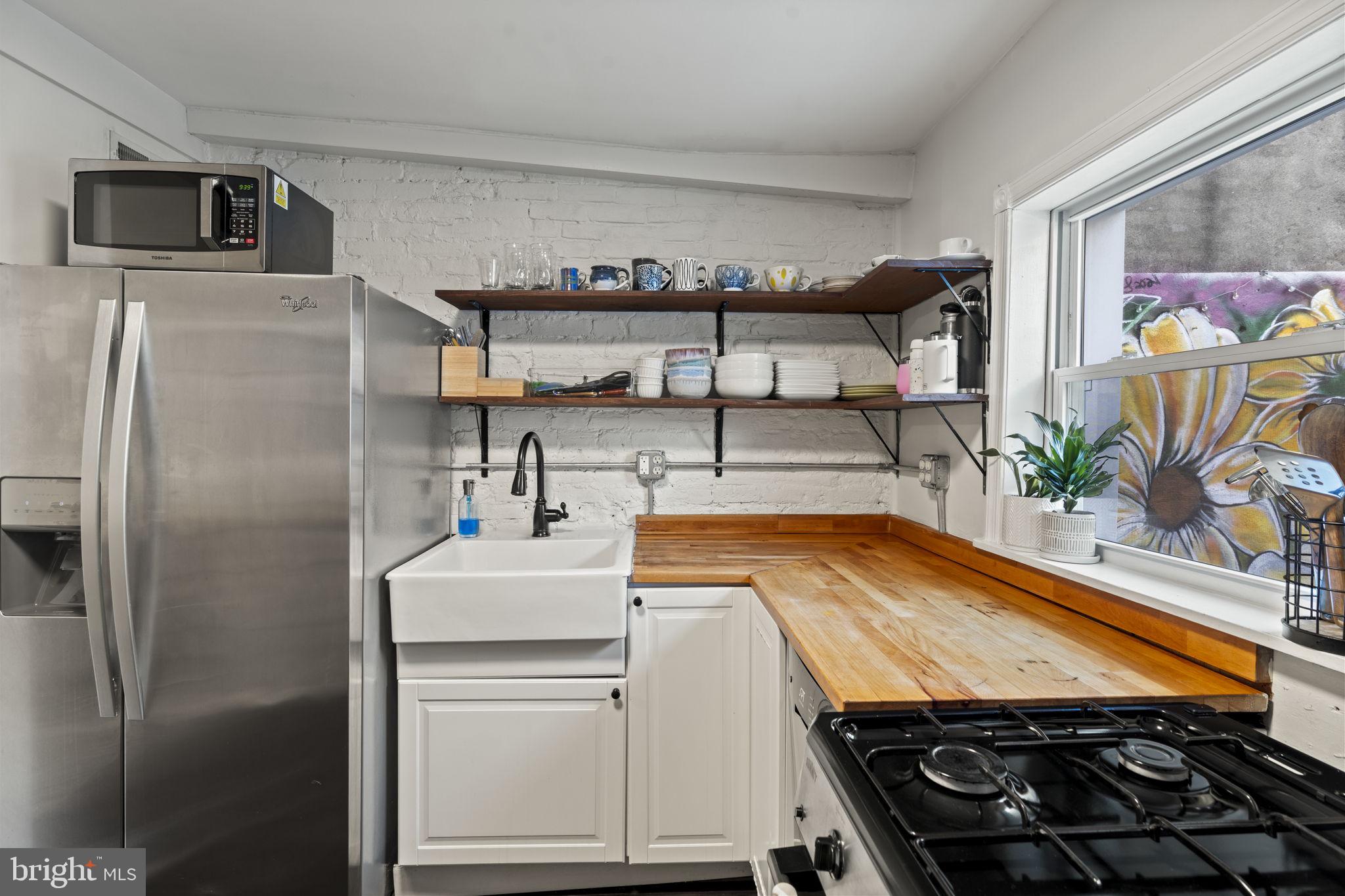 1522 South Beulah Street Philadelphia, PA 19147 - Photo 7 of 16