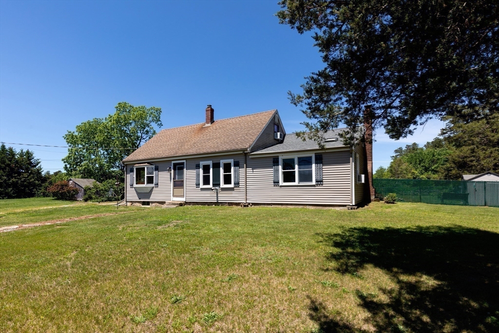189 Blackmore Pond Road Wareham, MA 02576 - Photo 29 of 41