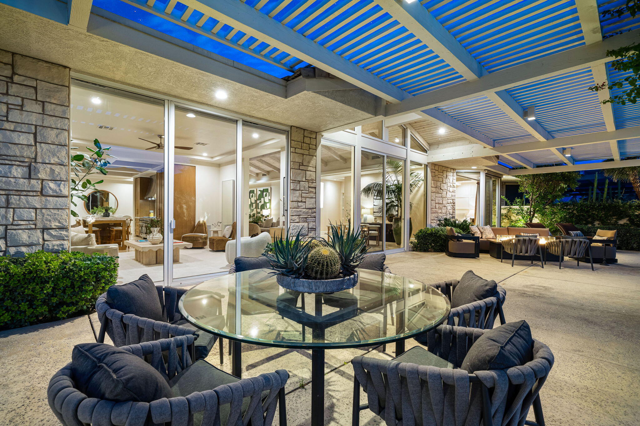 74 Mayfair Drive Rancho Mirage, CA 92270 - Photo 59 of 64 Outdoor eating area