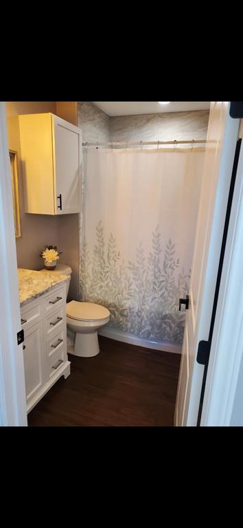 131 Hcr 1417 Covington, TX 76636 - Photo 17 of 17 a bathroom with a sink and a toilet