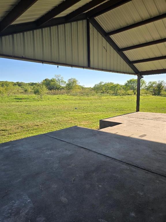 131 Hcr 1417 Covington, TX 76636 - Photo 2 of 17