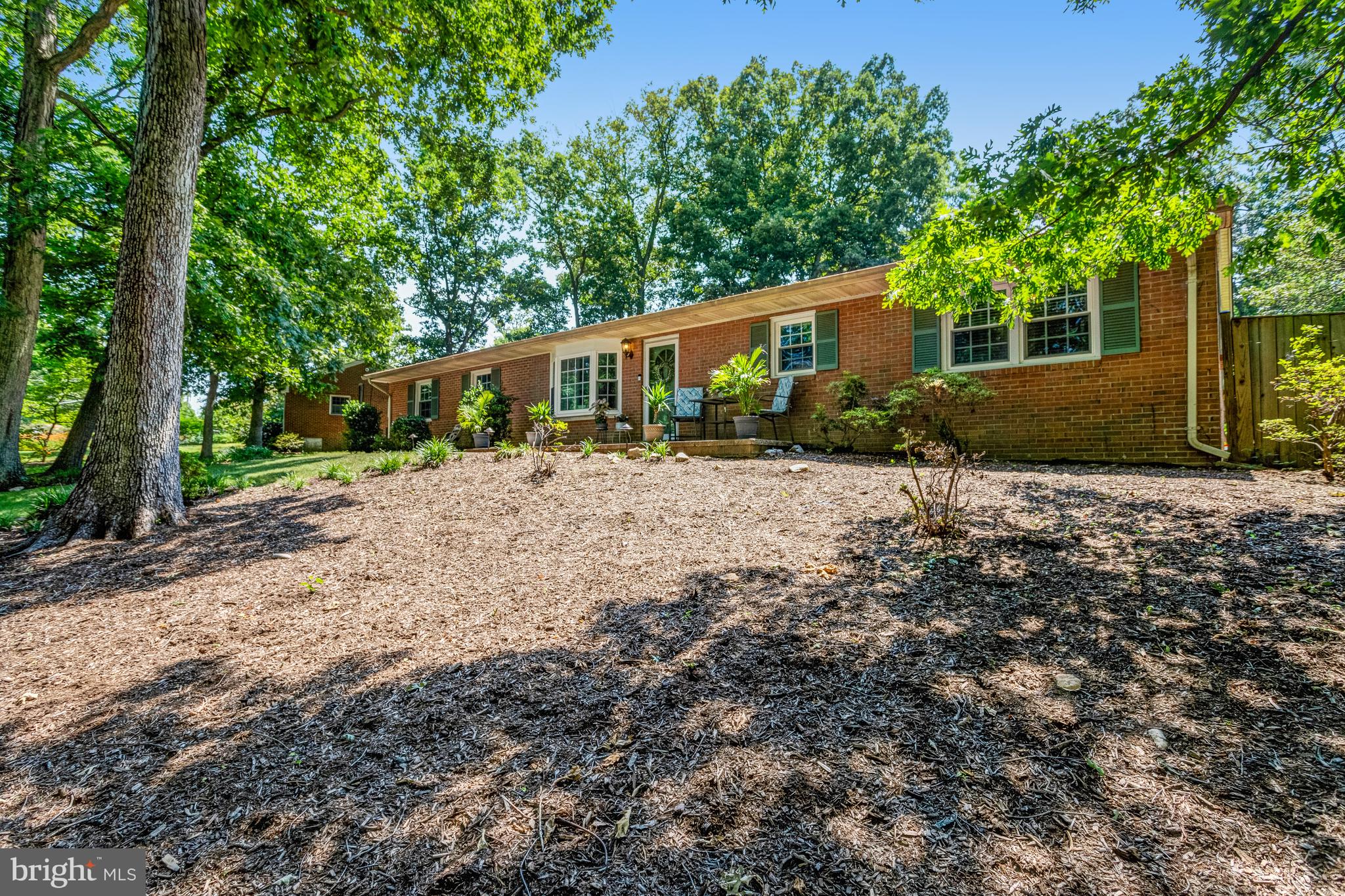 7057 Barbara Road Alexandria, VA 22315 - Photo 3 of 55 ONE LEVEL LIVING