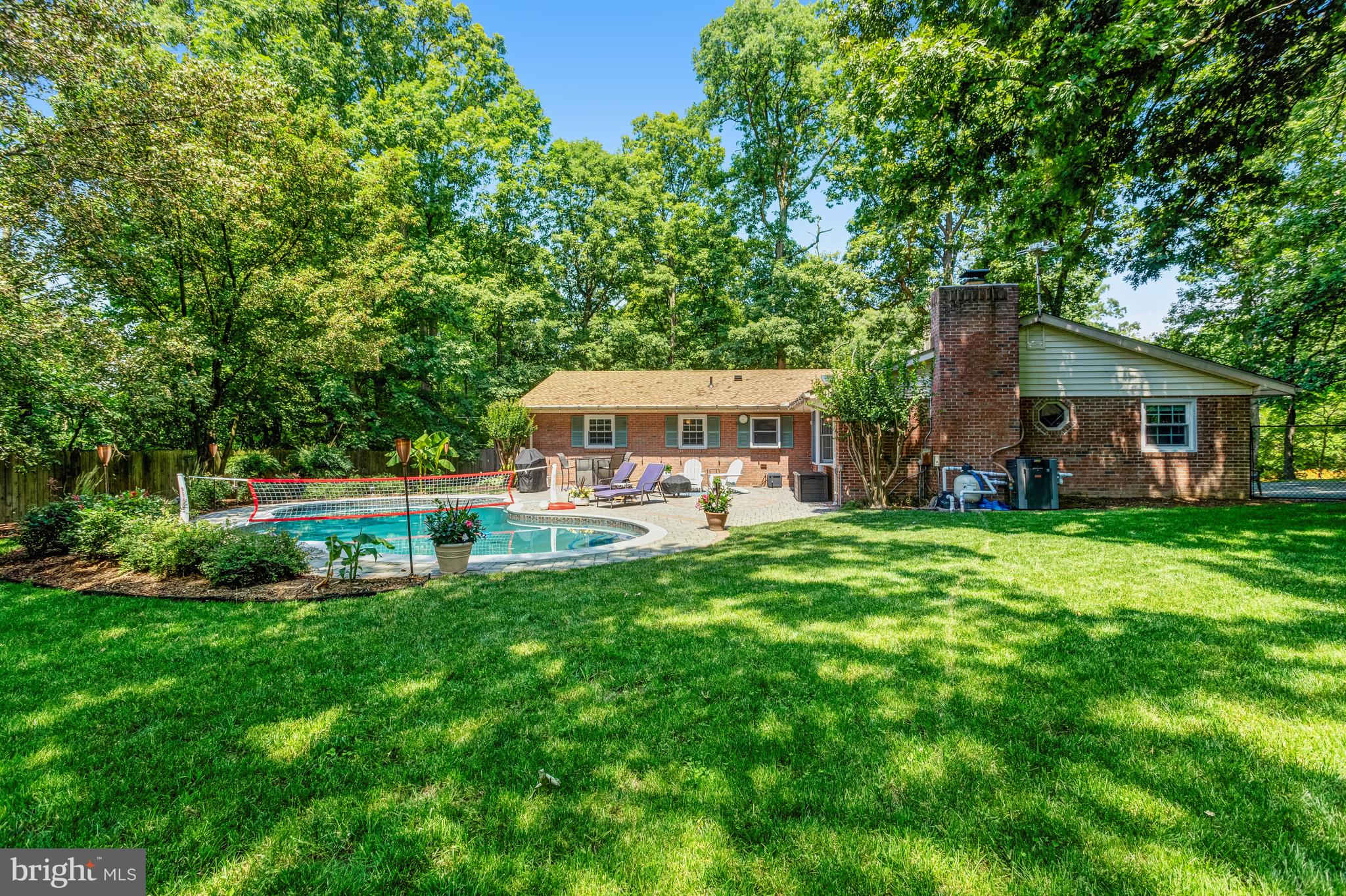 7057 Barbara Road Alexandria, VA 22315 - Photo 45 of 55 GORGEOUS SETTING