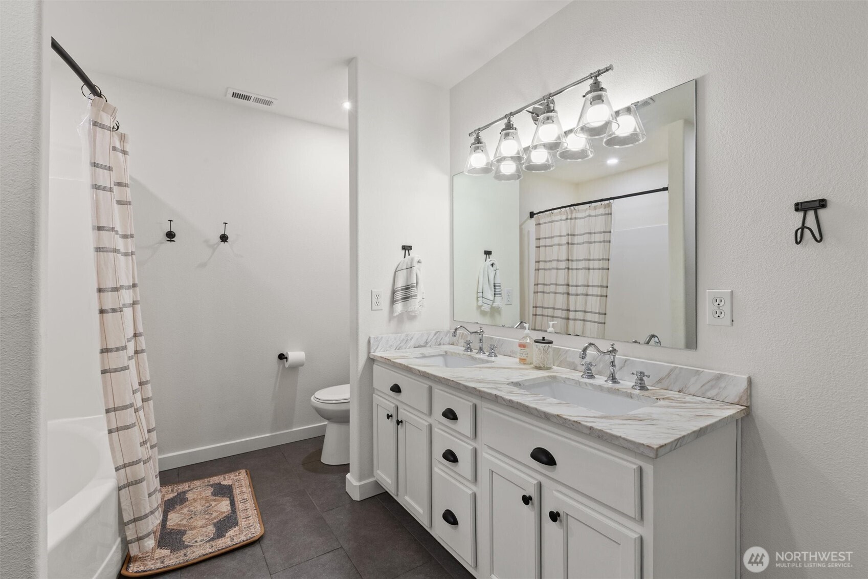 17529 14th Drive Southeast Bothell, WA 98012 - Photo 16 of 28