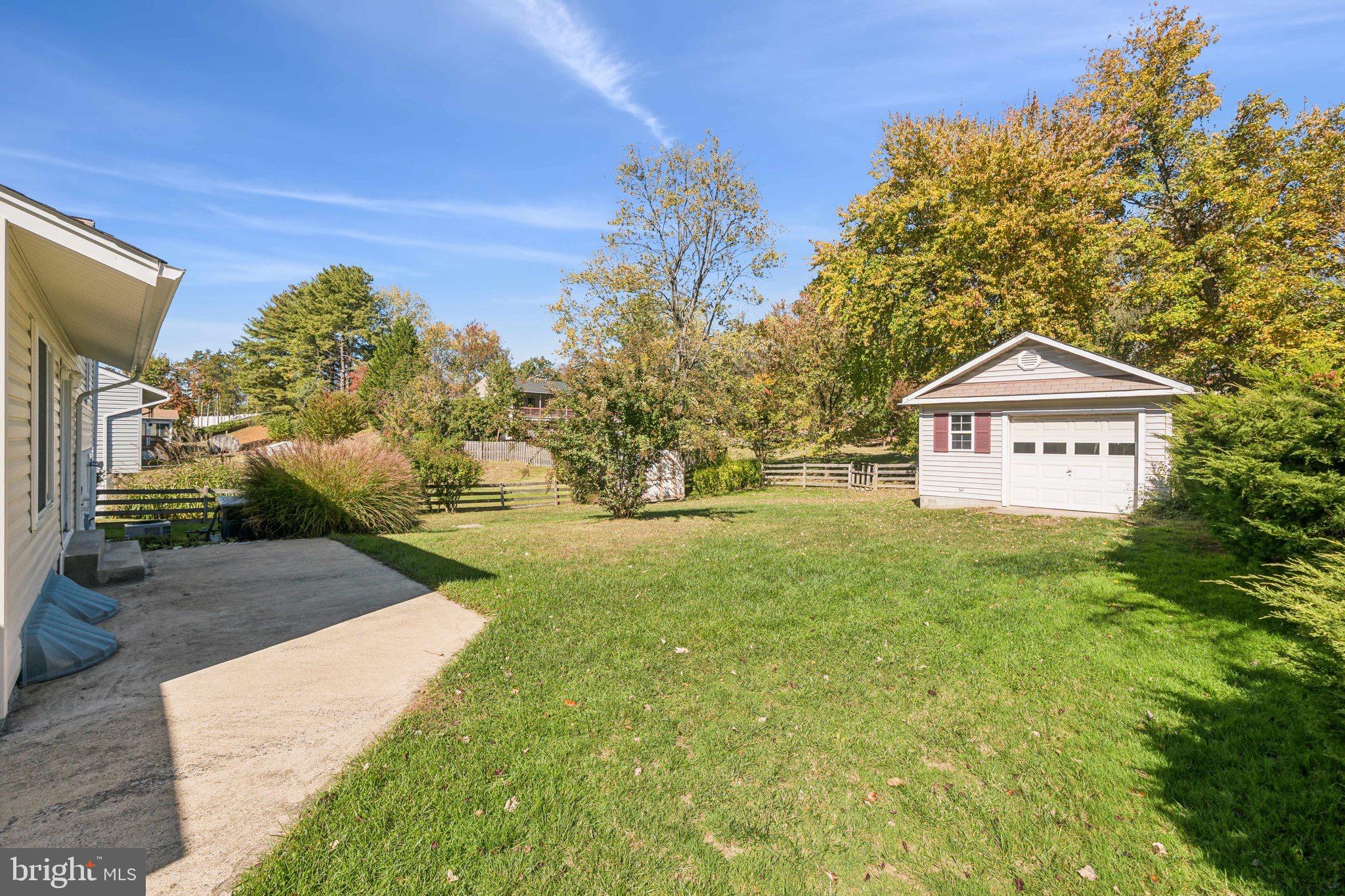 12013 Cheyenne Road Gaithersburg, MD 20878 - Photo 33 of 35 Gallery Image 33