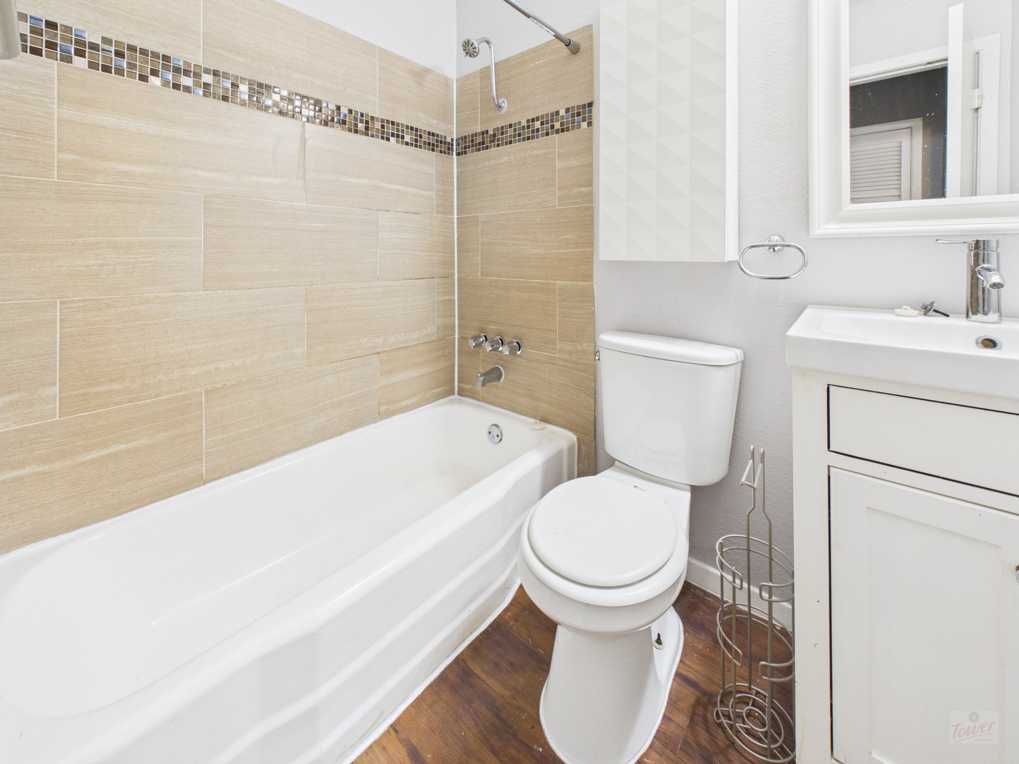 2401 Manor Road, Unit 127 Austin, TX 78722 - Photo 7 of 13 Gallery Image 7