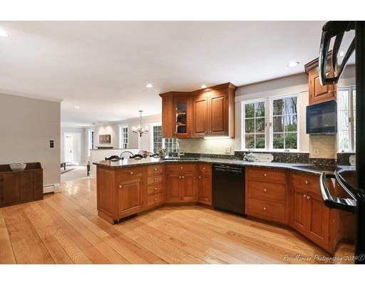 28 Reservation Road Andover, MA 01810 - Photo 9 of 30 Gallery Image 9