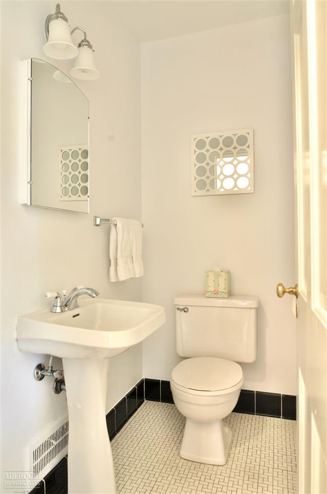 253 Moran Road Grosse Pointe Farms, MI 48236 - Photo 14 of 29