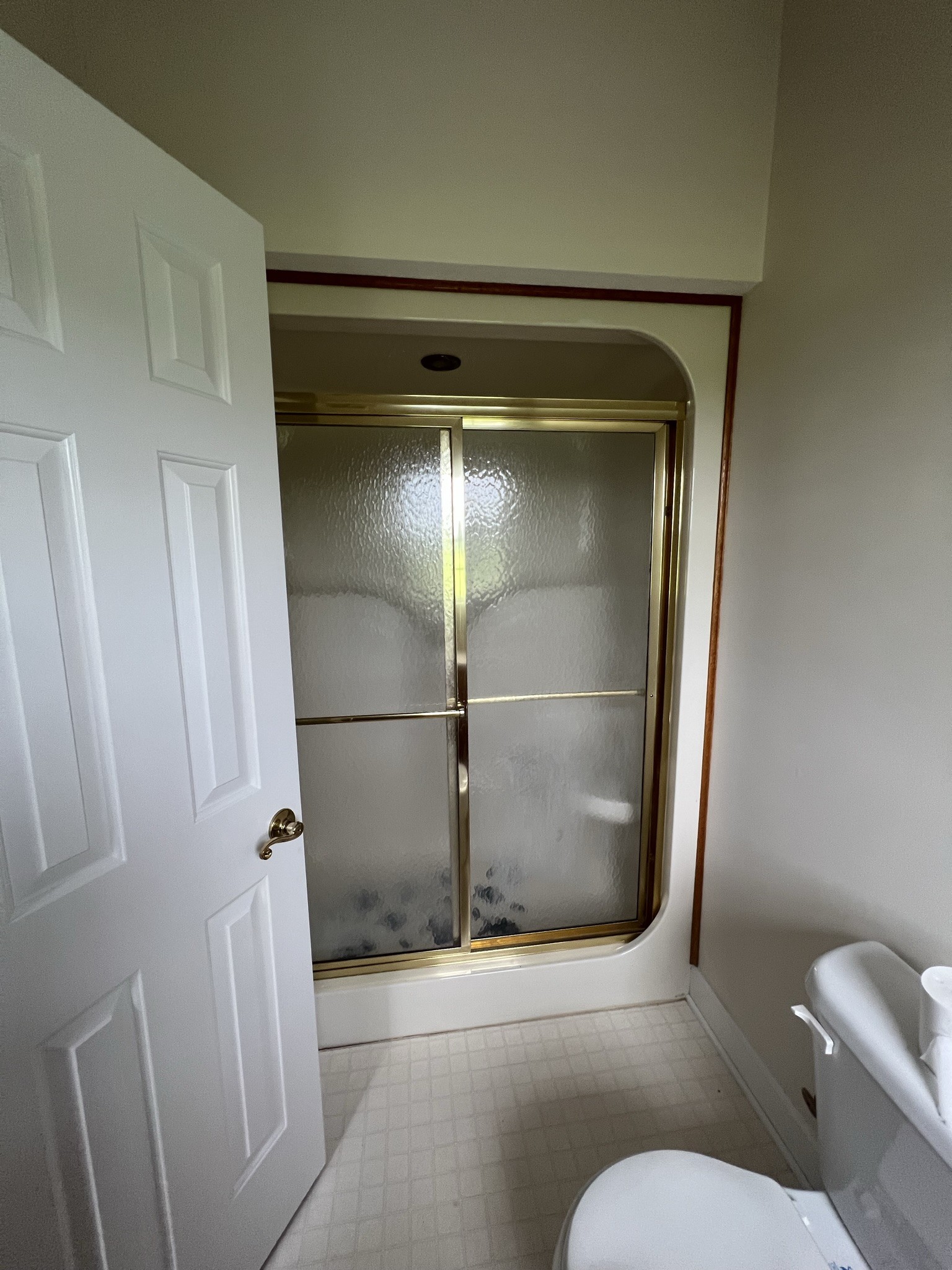 584 Corinth Road Portland, TN 37148 - Photo 29 of 42 a bathroom with a shower