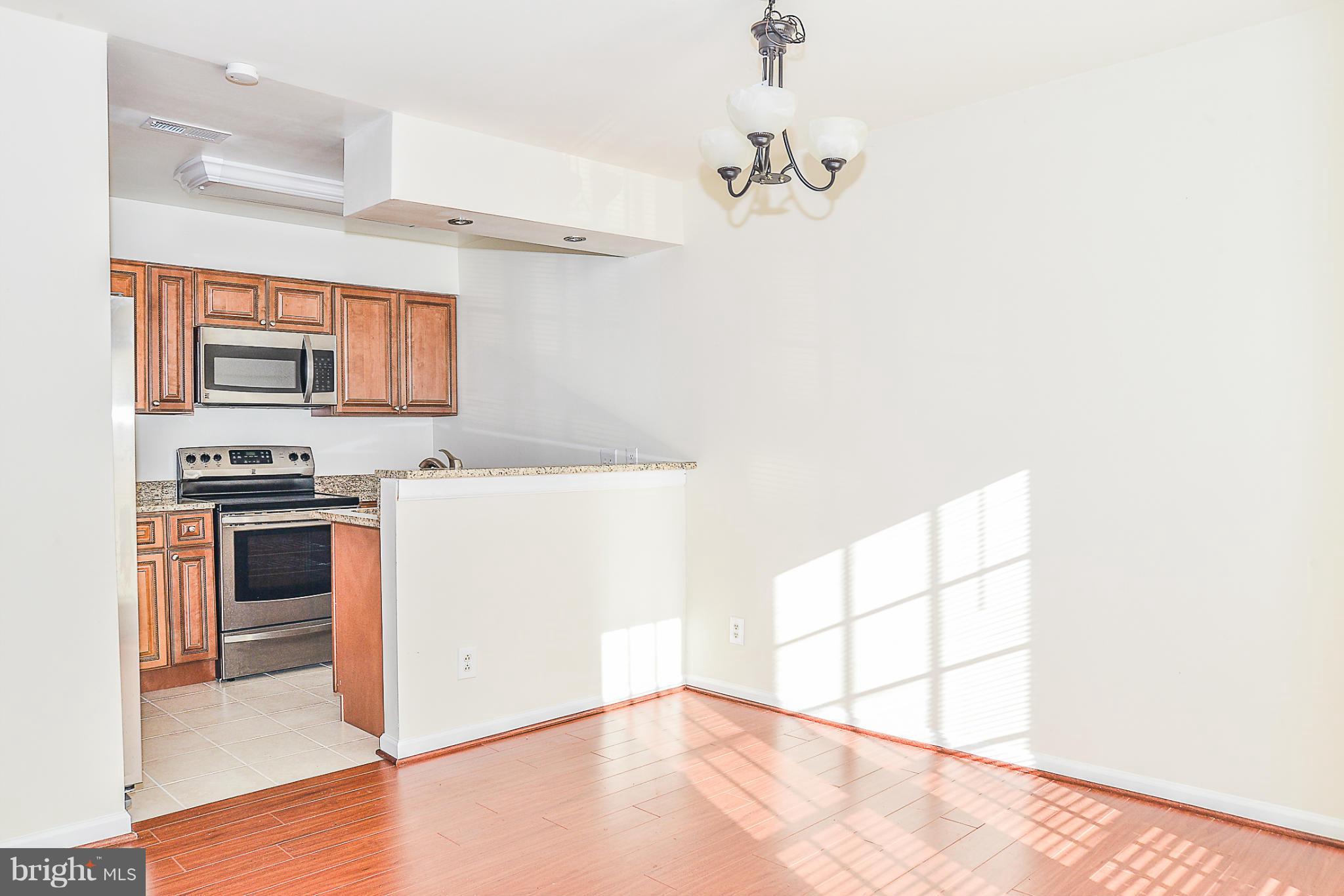 6004 Rabbit Hill Court Centreville, VA 20121 - Photo 6 of 20 Kitchen