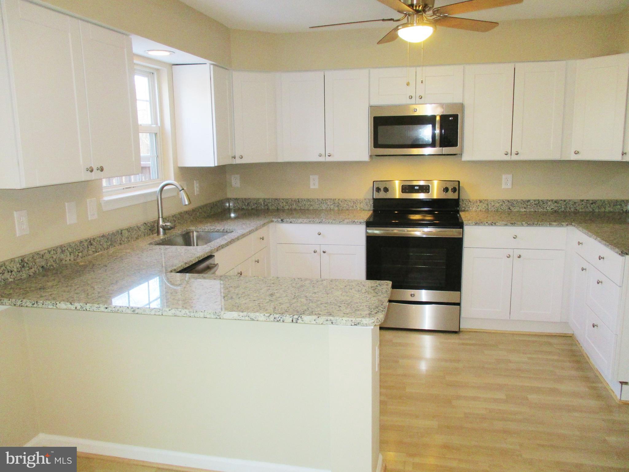 6178 Good Hunters Ride Columbia, MD 21045 - Photo 4 of 19 Kitchen