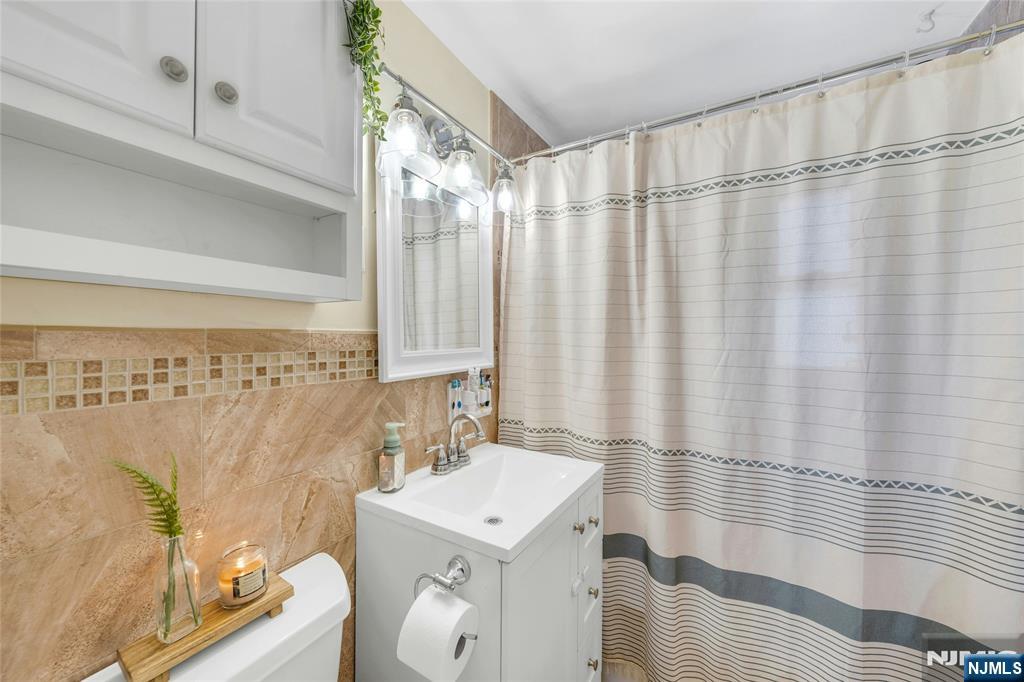 48 B Hastings Avenue Rutherford, NJ 07070 - Photo 13 of 19