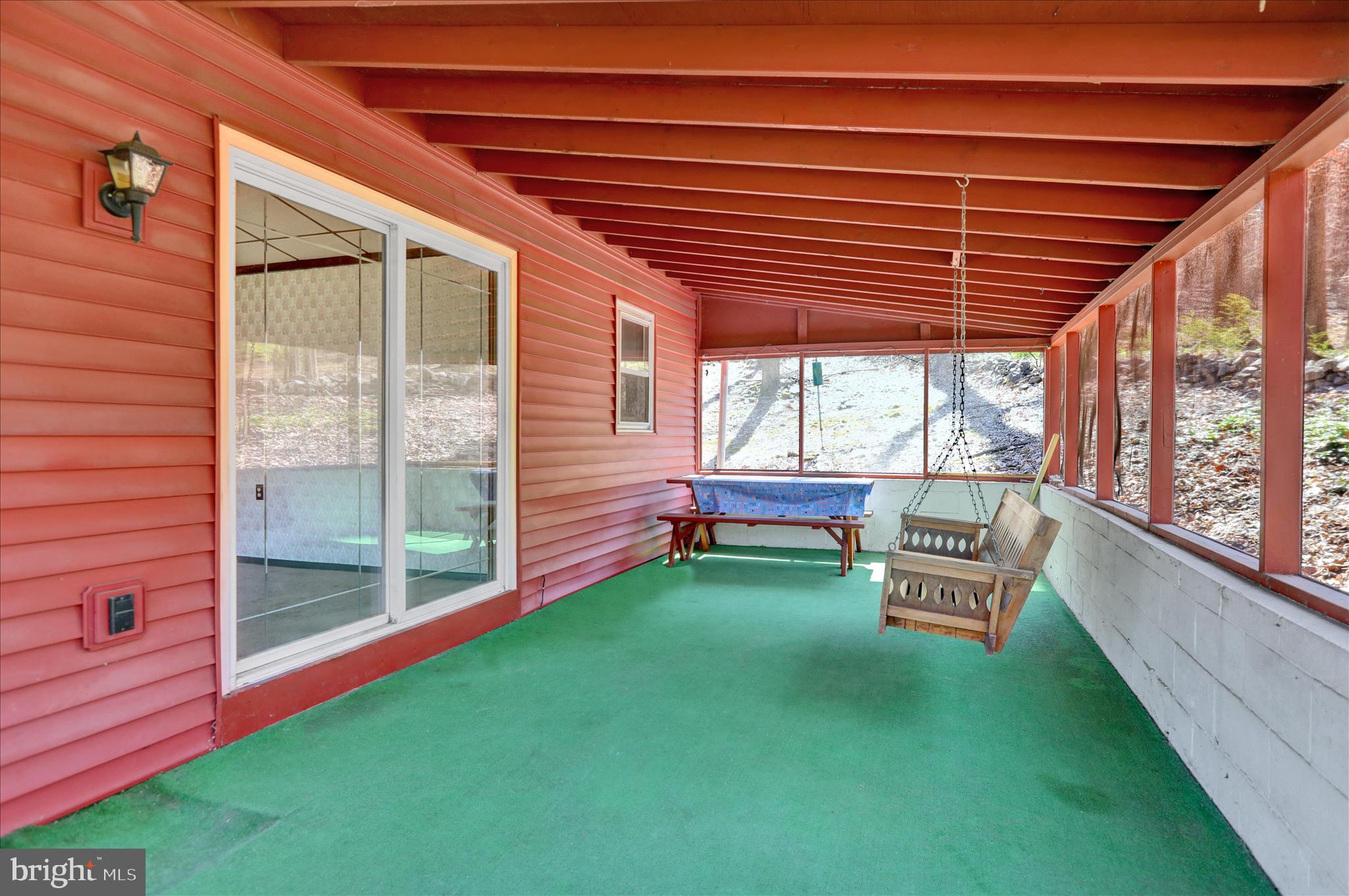 666 Gerhart Lane Reading, PA 19606 - Photo 4 of 22 360_8717