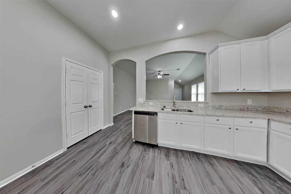 3511 Rainshore Drive Katy, TX 77449 - Photo 4 of 18