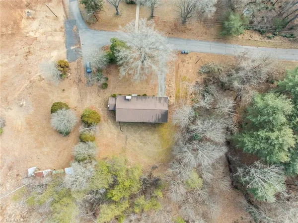 $265,000 | 806 North 7th Avenue, Mayodan, NC 27027