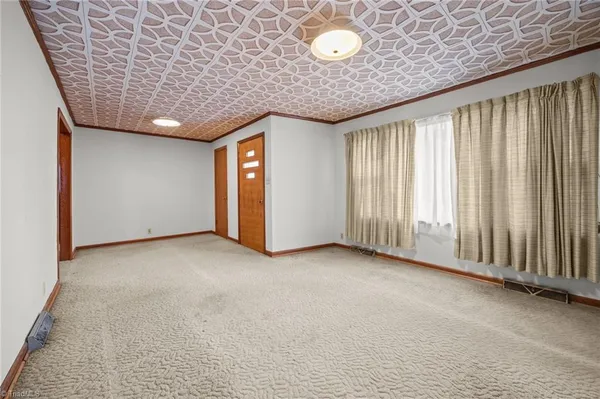 $265,000 | 806 North 7th Avenue, Mayodan, NC 27027