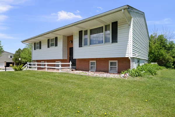 $150,000 | 1159 Melodie Lane, Colona, IL 61241