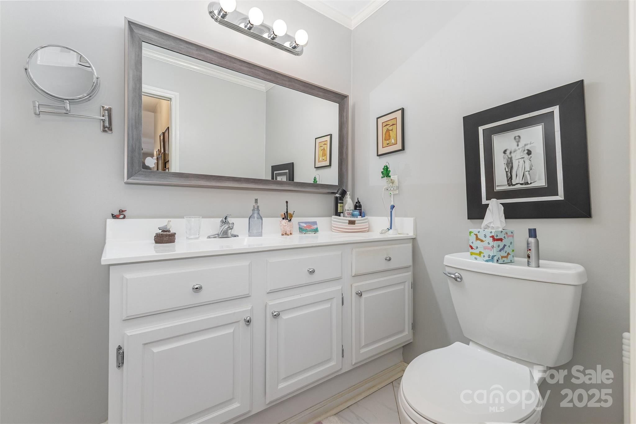 5007 Sharon Road, Unit M Charlotte, NC 28210 - Photo 11 of 18 Gallery Image 11