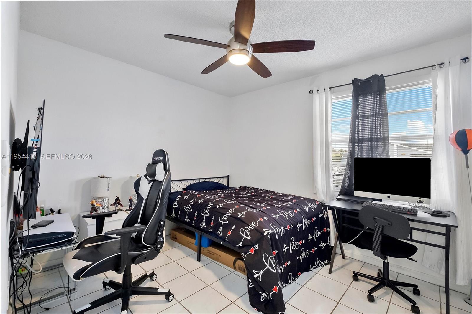 26161 Southwest 130th Avenue Homestead, FL 33032 - Photo 23 of 51 Bedroom 2