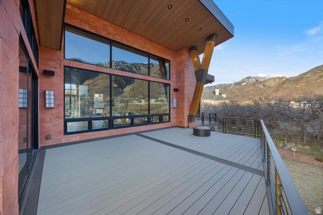 9 Windsong Lane Sandy, UT 84092 - Photo 18 of 85