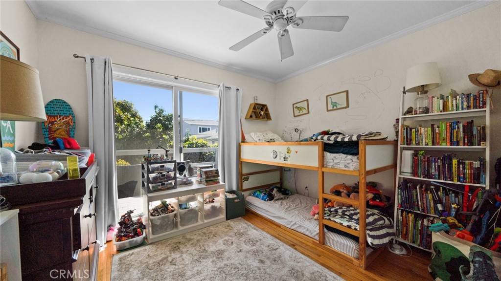 1406 17th Street Manhattan Beach, CA 90266 - Photo 20 of 60 a living room with lots of furniture and a flat screen tv
