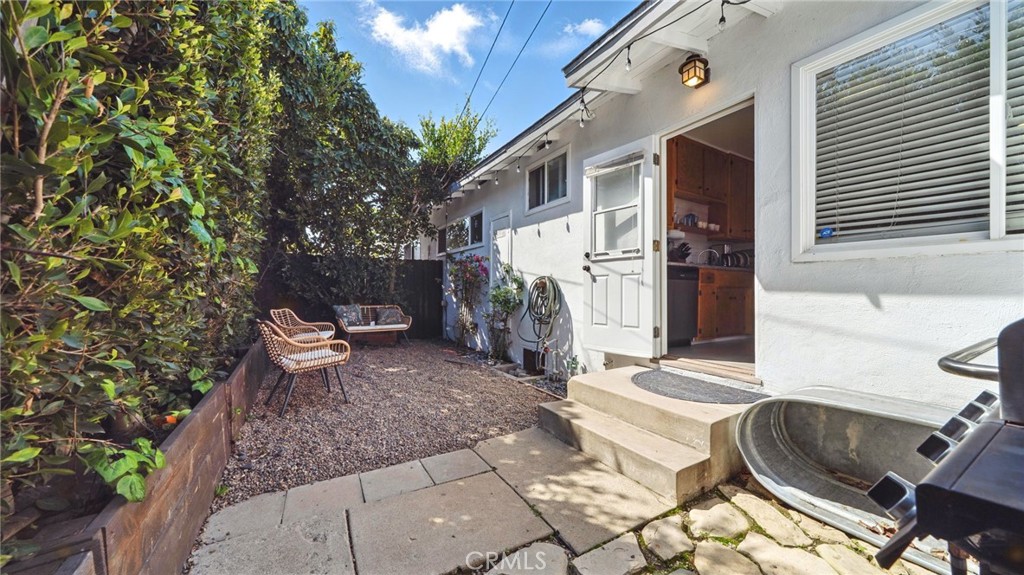 1406 17th Street Manhattan Beach, CA 90266 - Photo 43 of 60 a view of outdoor space and patio