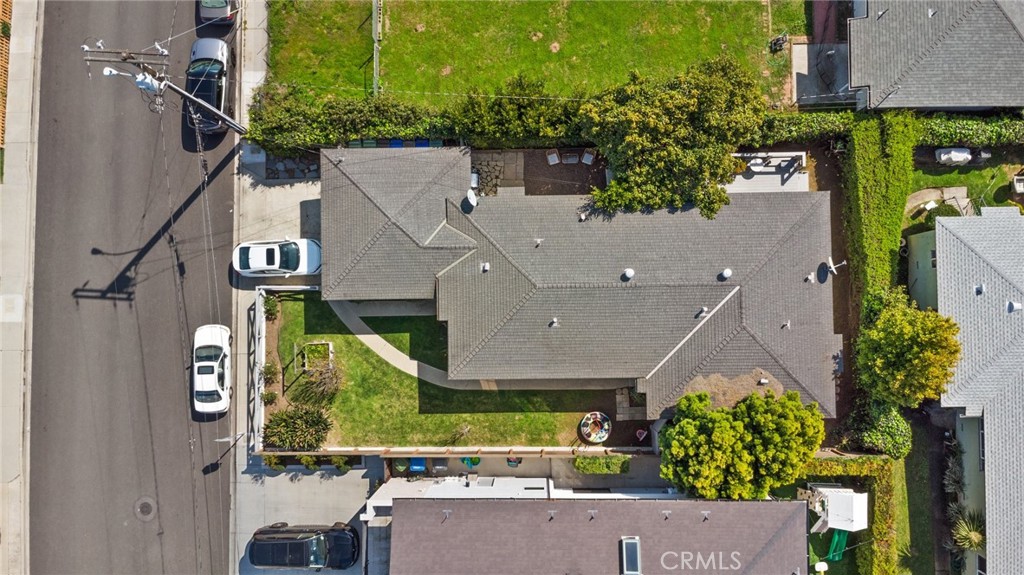 1406 17th Street Manhattan Beach, CA 90266 - Photo 53 of 60 an aerial view of a house with a yard potted plants and large tree