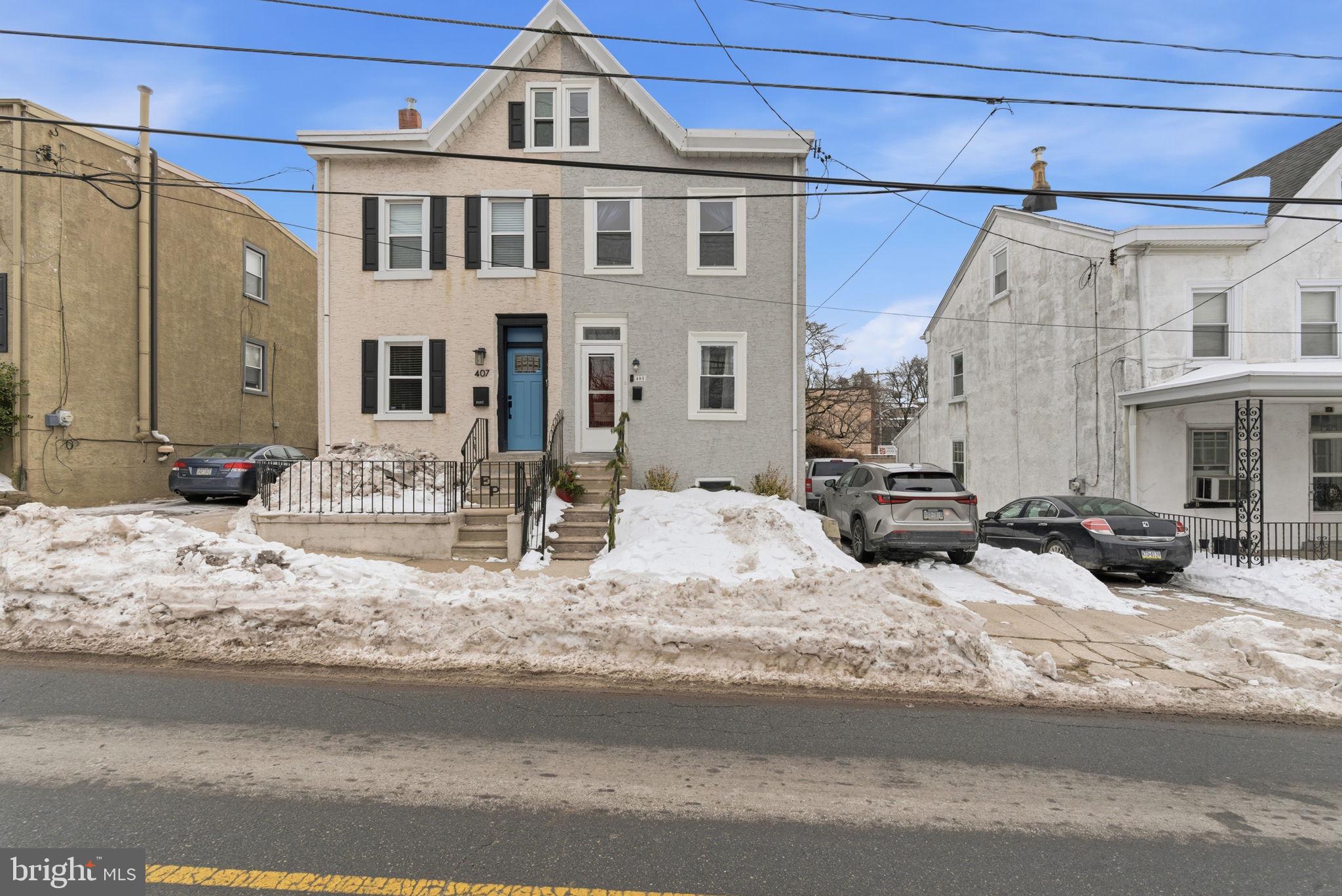 405 Leverington Avenue Philadelphia, PA 19128 - Photo 25 of 25 a view of a white house