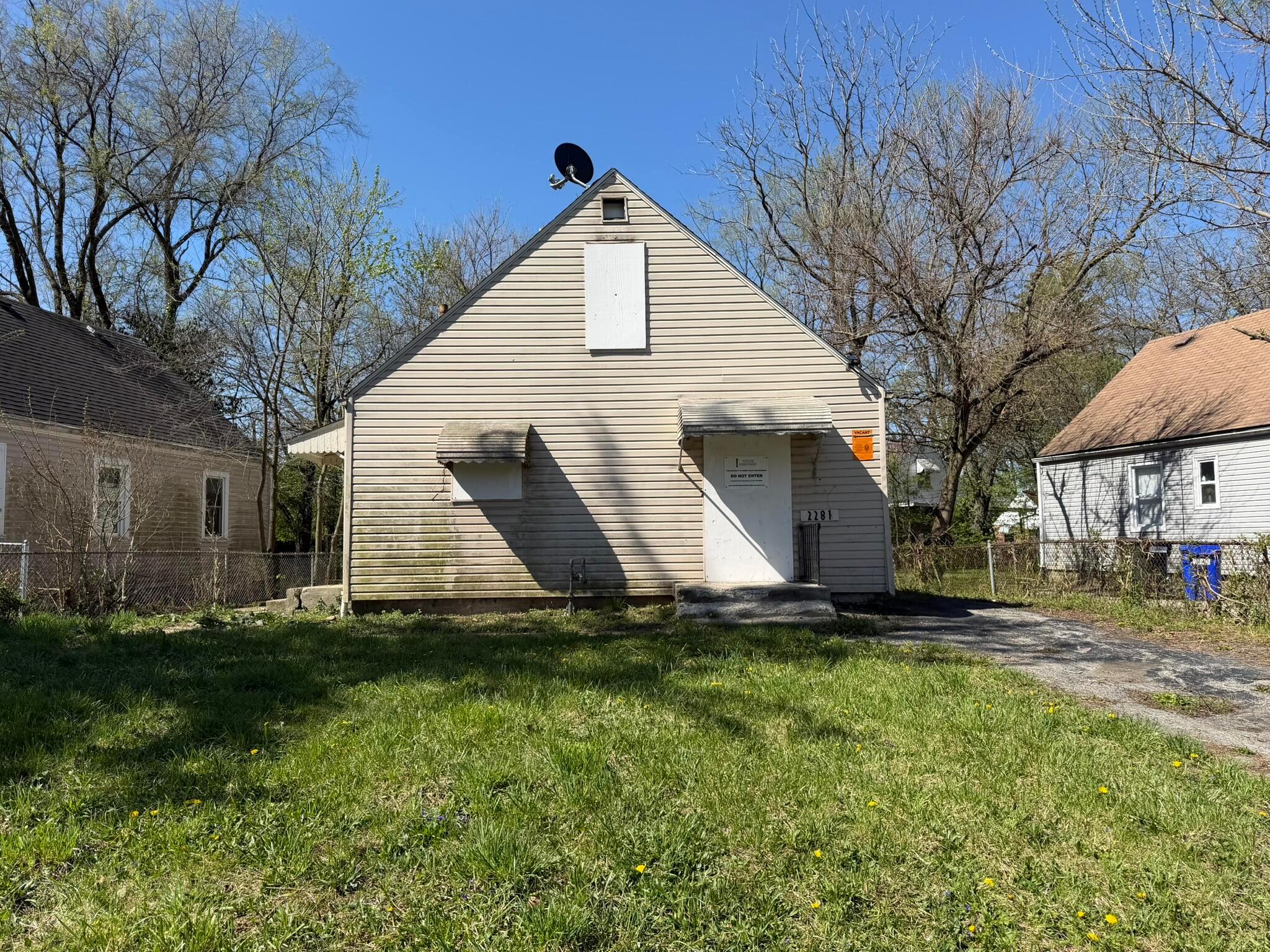 2281 Delbert Road Columbus, OH 43211 - Photo 1 of 10 IMG_1394