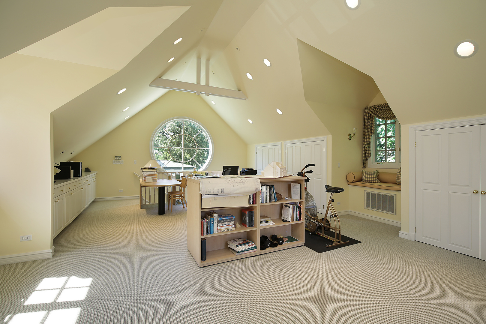 120 Woodley Road Winnetka, IL 60093 - Photo 18 of 40