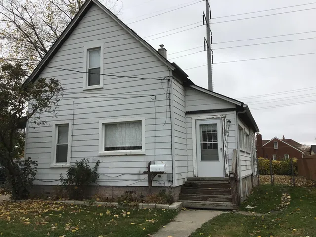 $135,000 | 3152 9th Street, Wyandotte, MI 48192