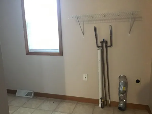 $135,000 | 3152 9th Street, Wyandotte, MI 48192
