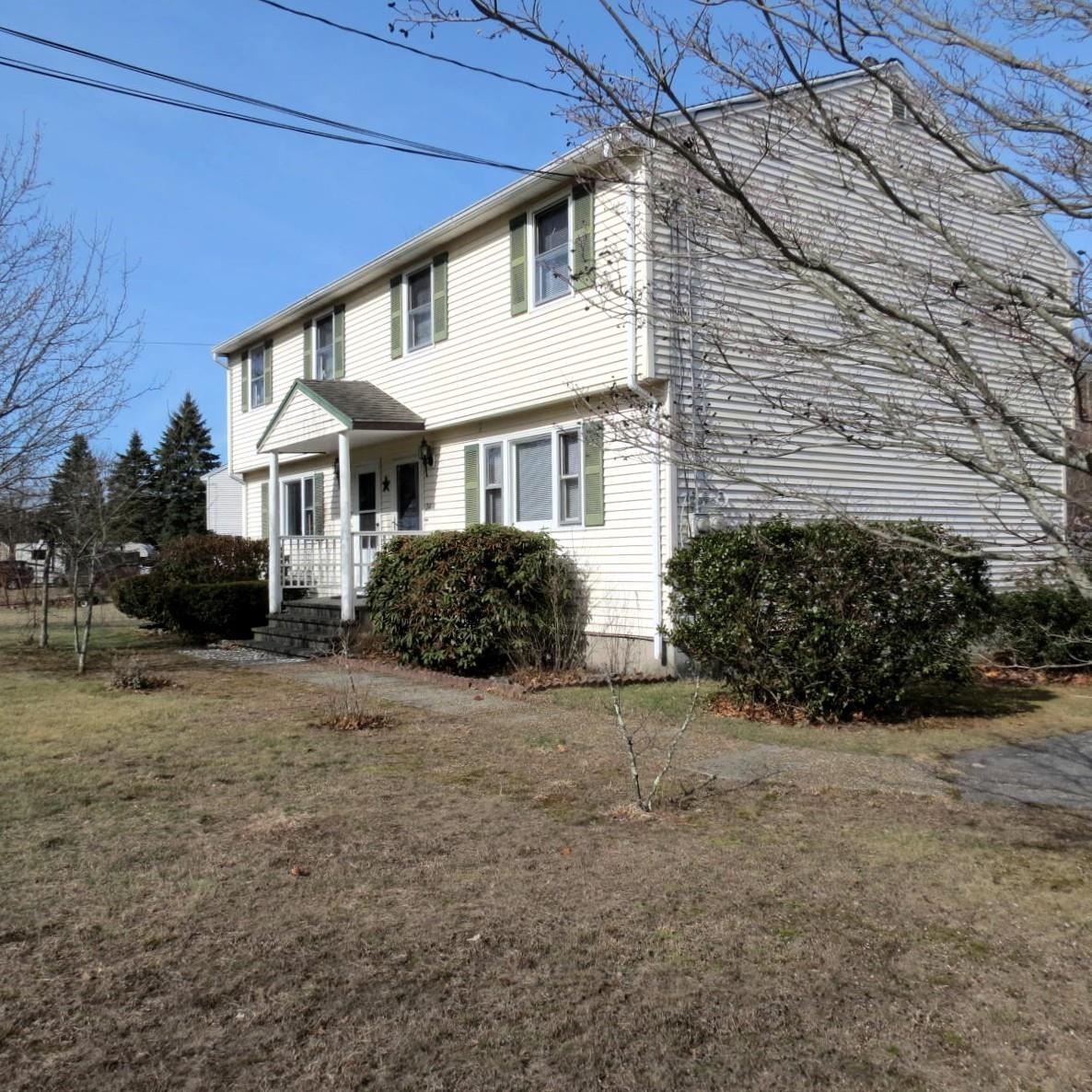 24 Pelham Road Hudson, NH 03051 - Photo 5 of 22