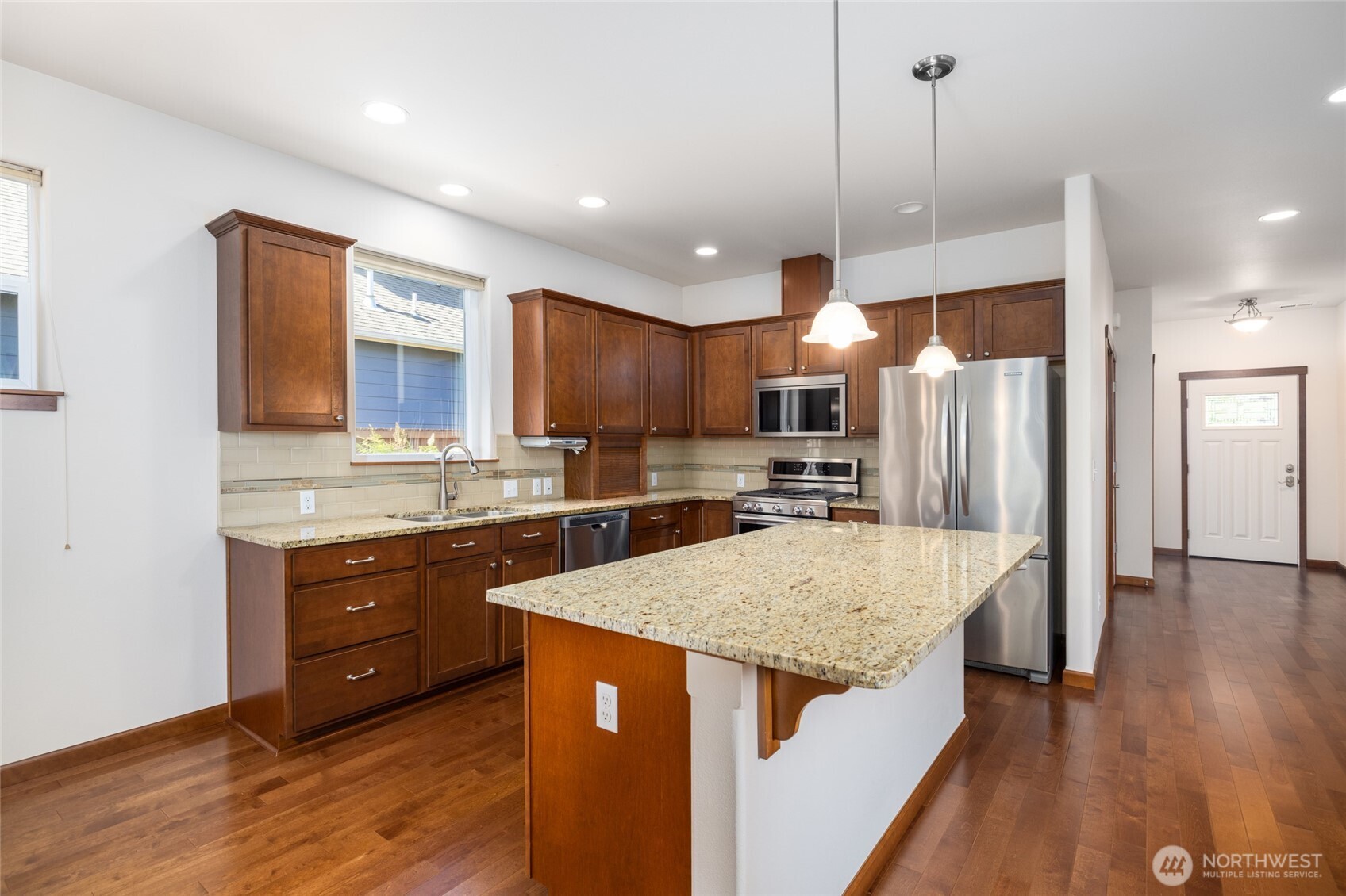 1894 Silver Loop Mount Vernon, WA 98274 - Photo 9 of 38