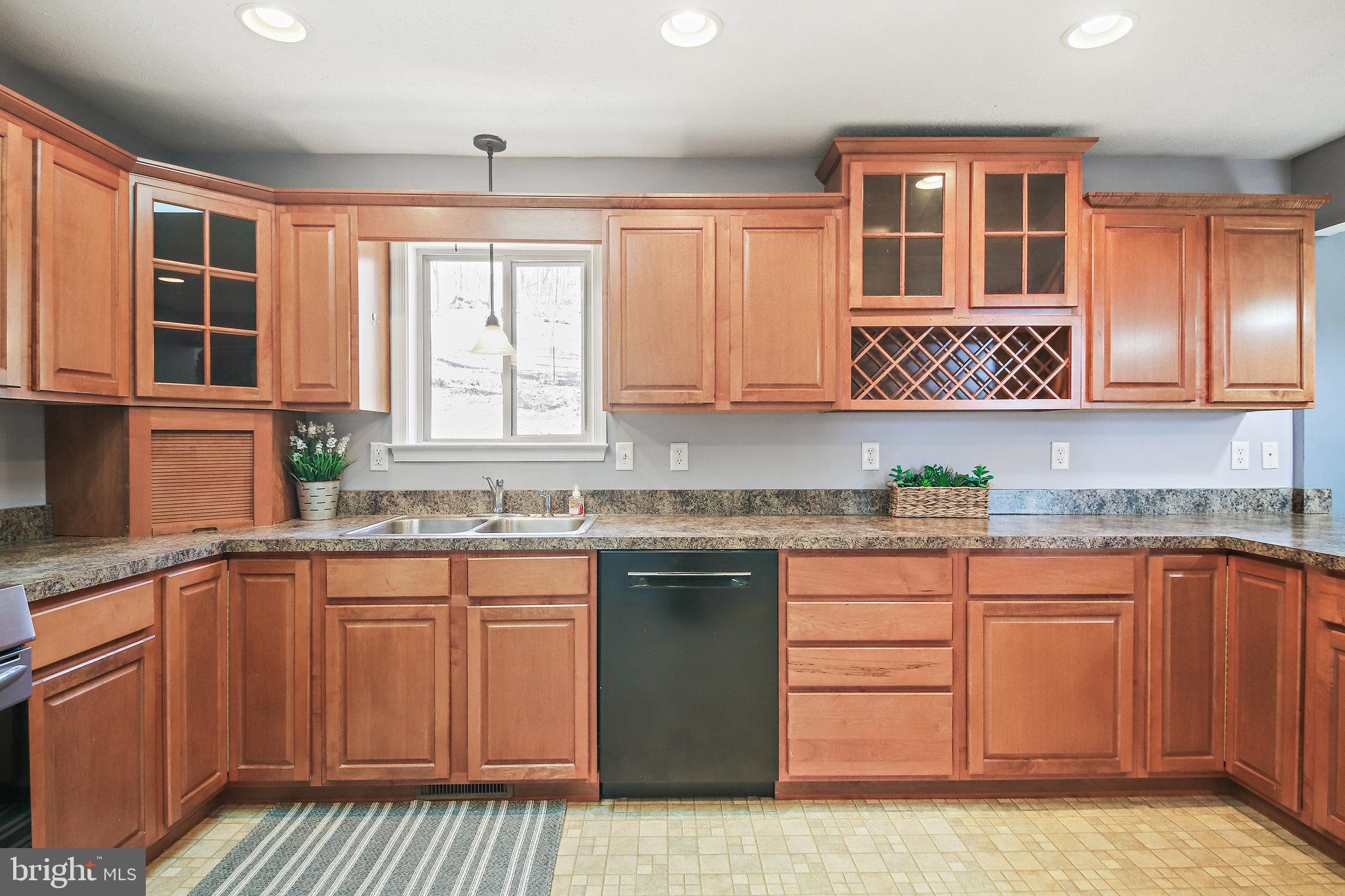 180 Marsden Heights Road Linden, VA 22642 - Photo 13 of 77 Gallery Image 13