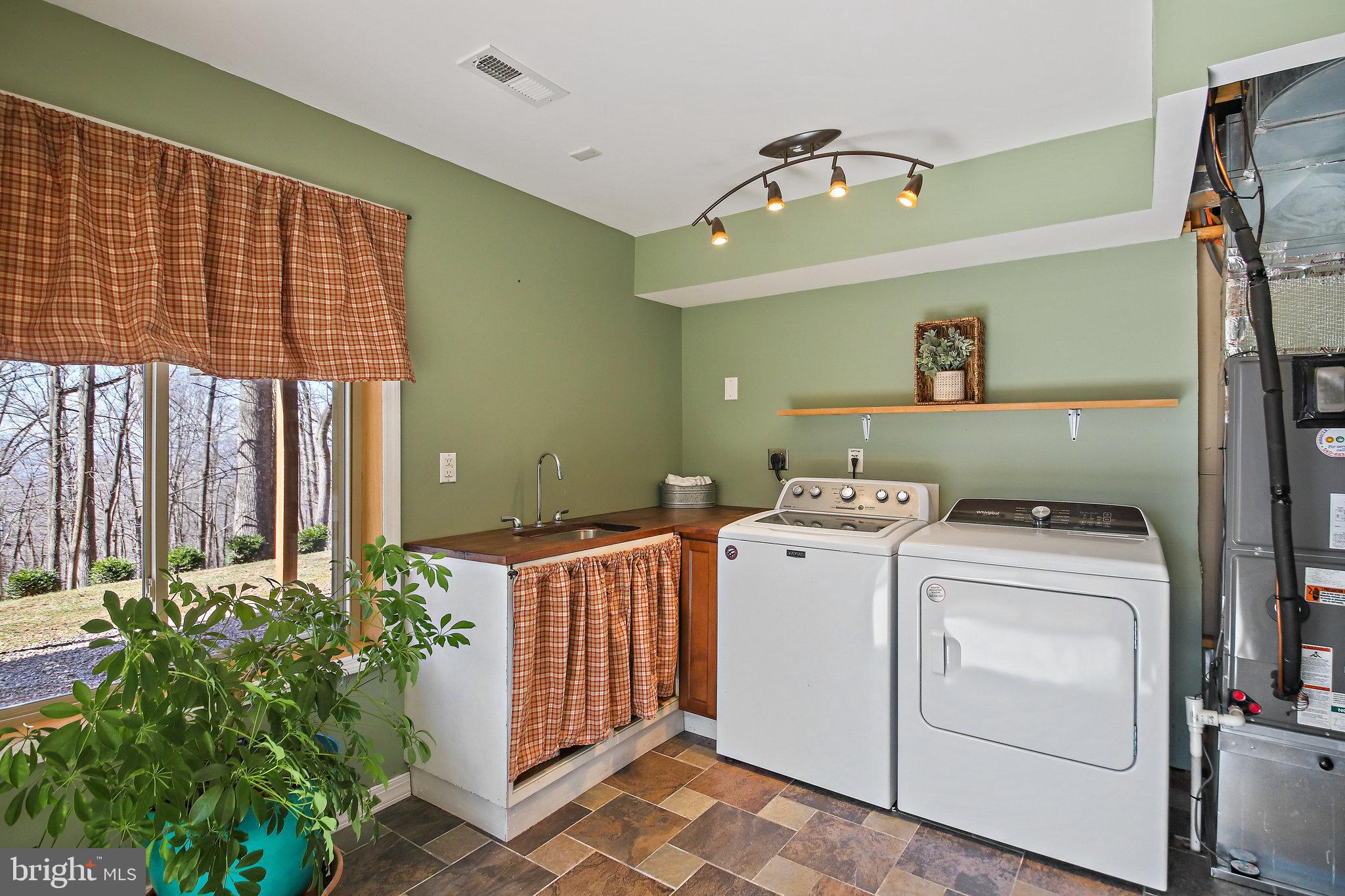 180 Marsden Heights Road Linden, VA 22642 - Photo 28 of 77 Gallery Image 28