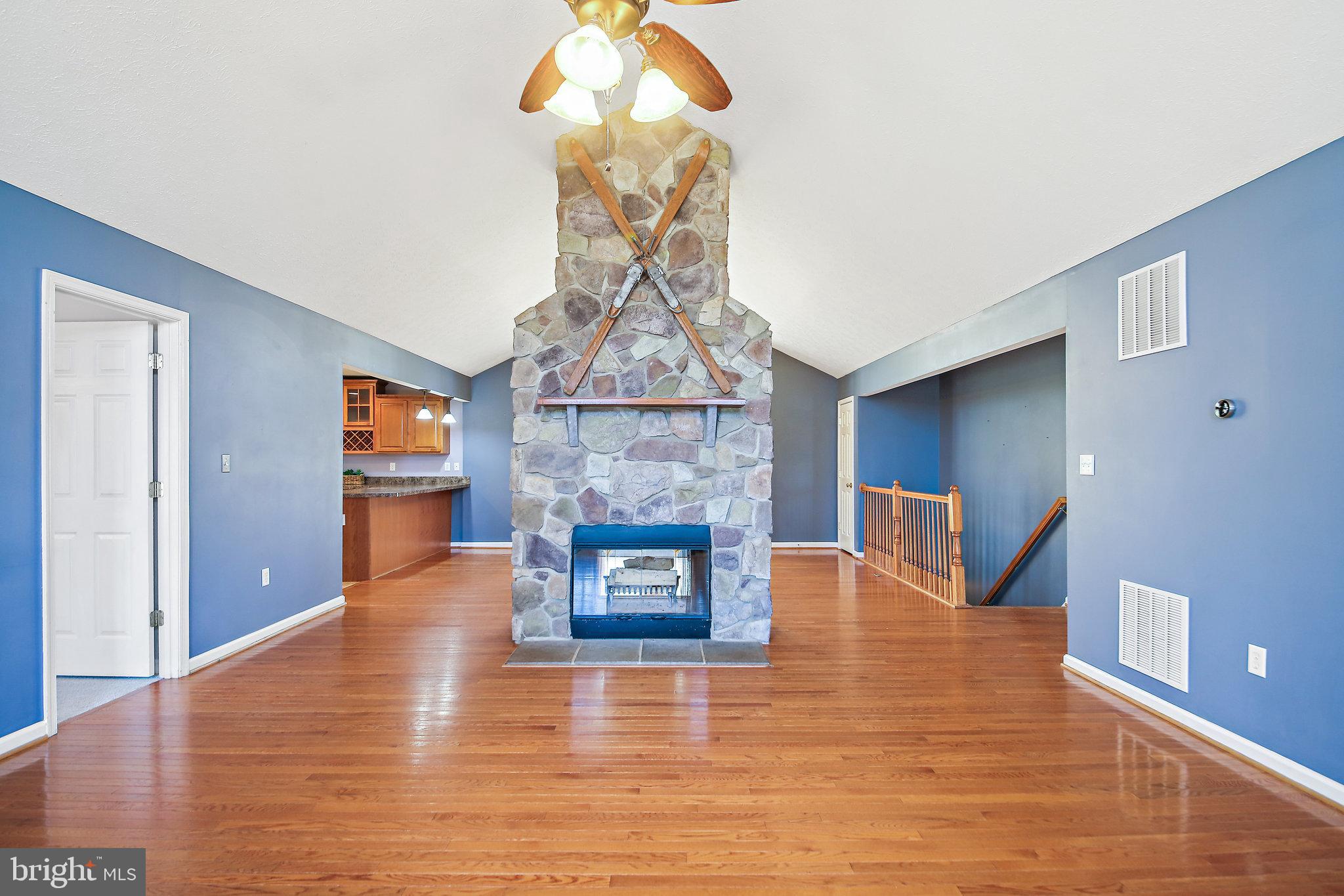 180 Marsden Heights Road Linden, VA 22642 - Photo 5 of 77 Gallery Image 5