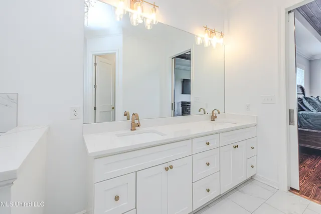 $1,021,000 | 114 Lovorn Court, Flora, MS 39071