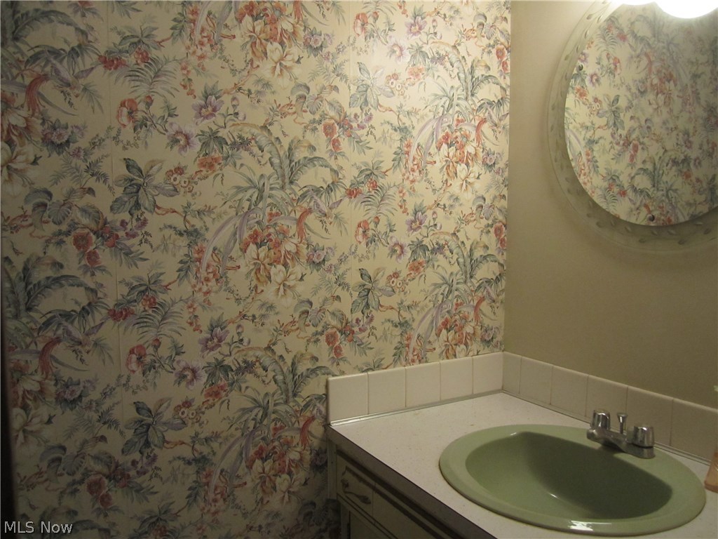 707 Ravenna Road Kent, OH 44240 - Photo 7 of 13 First level half bath