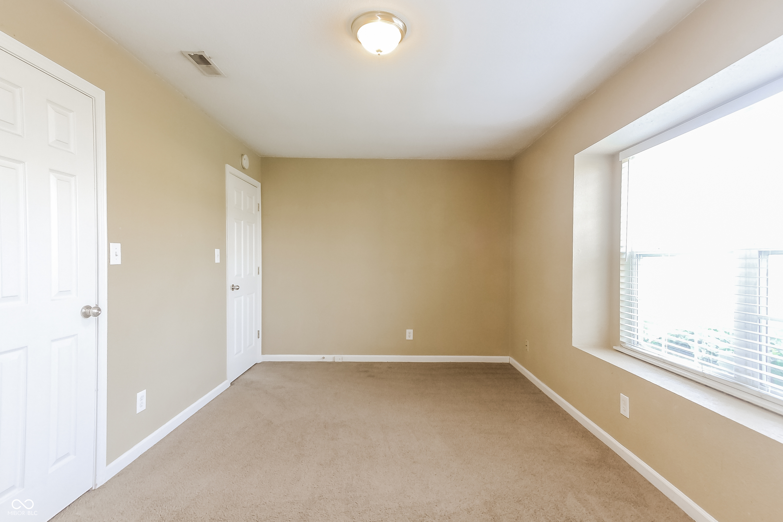 2226 Leaf Drive Indianapolis, IN 46229 - Photo 13 of 16