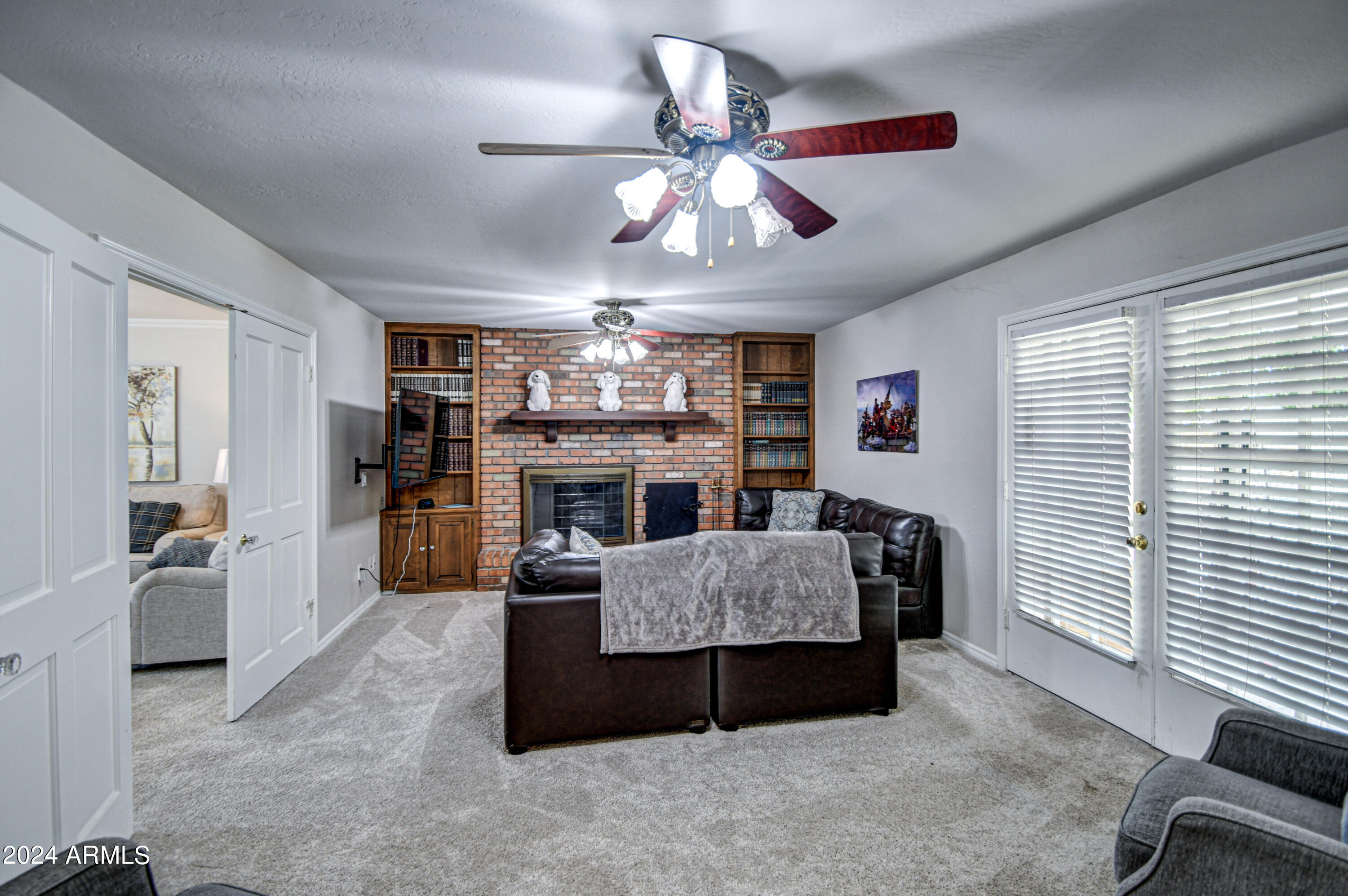 24 East Silver Creek Road Gilbert, AZ 85296 - Photo 11 of 51 Family Room 1
