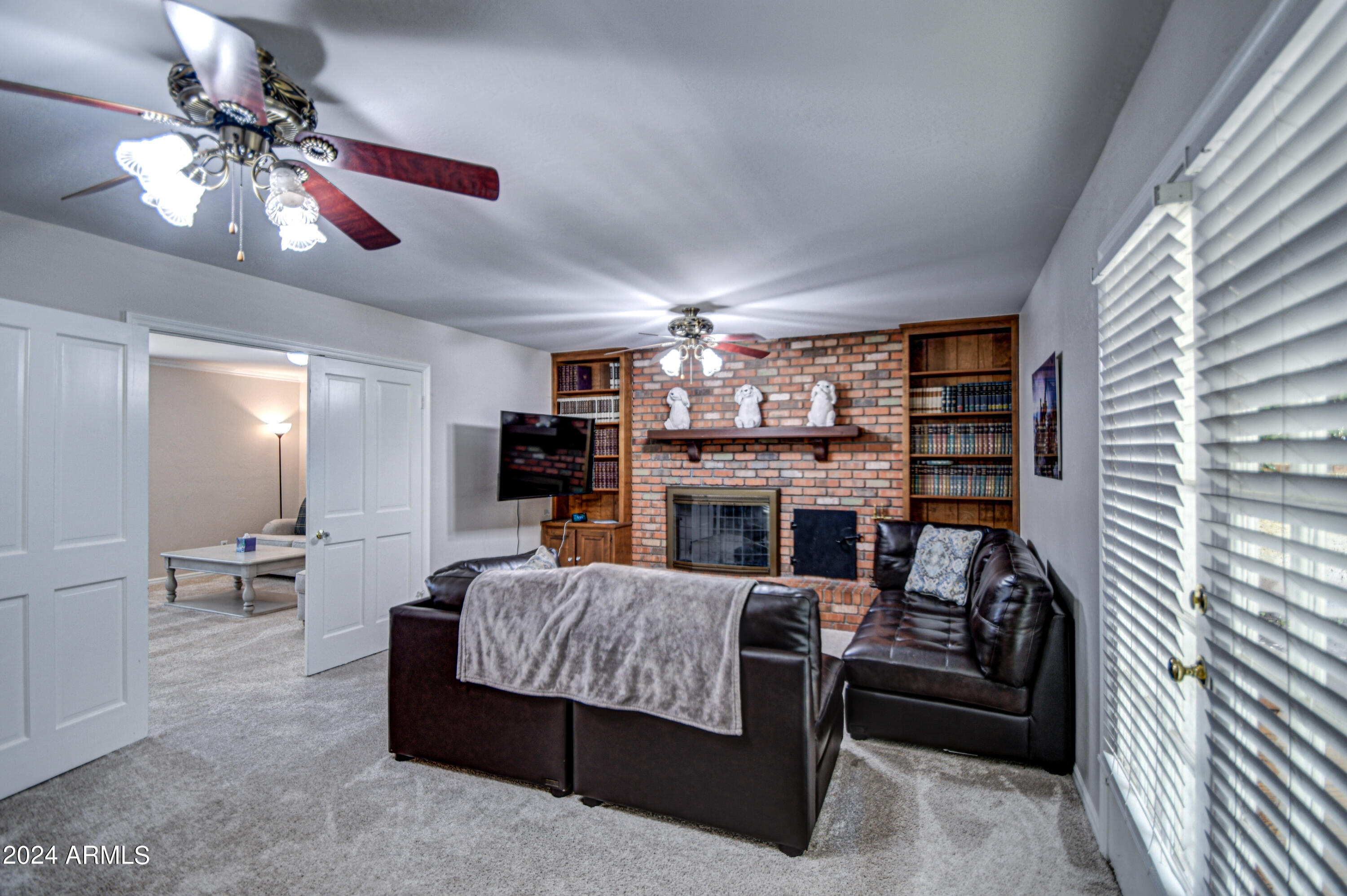 24 East Silver Creek Road Gilbert, AZ 85296 - Photo 12 of 51 Family Room 2