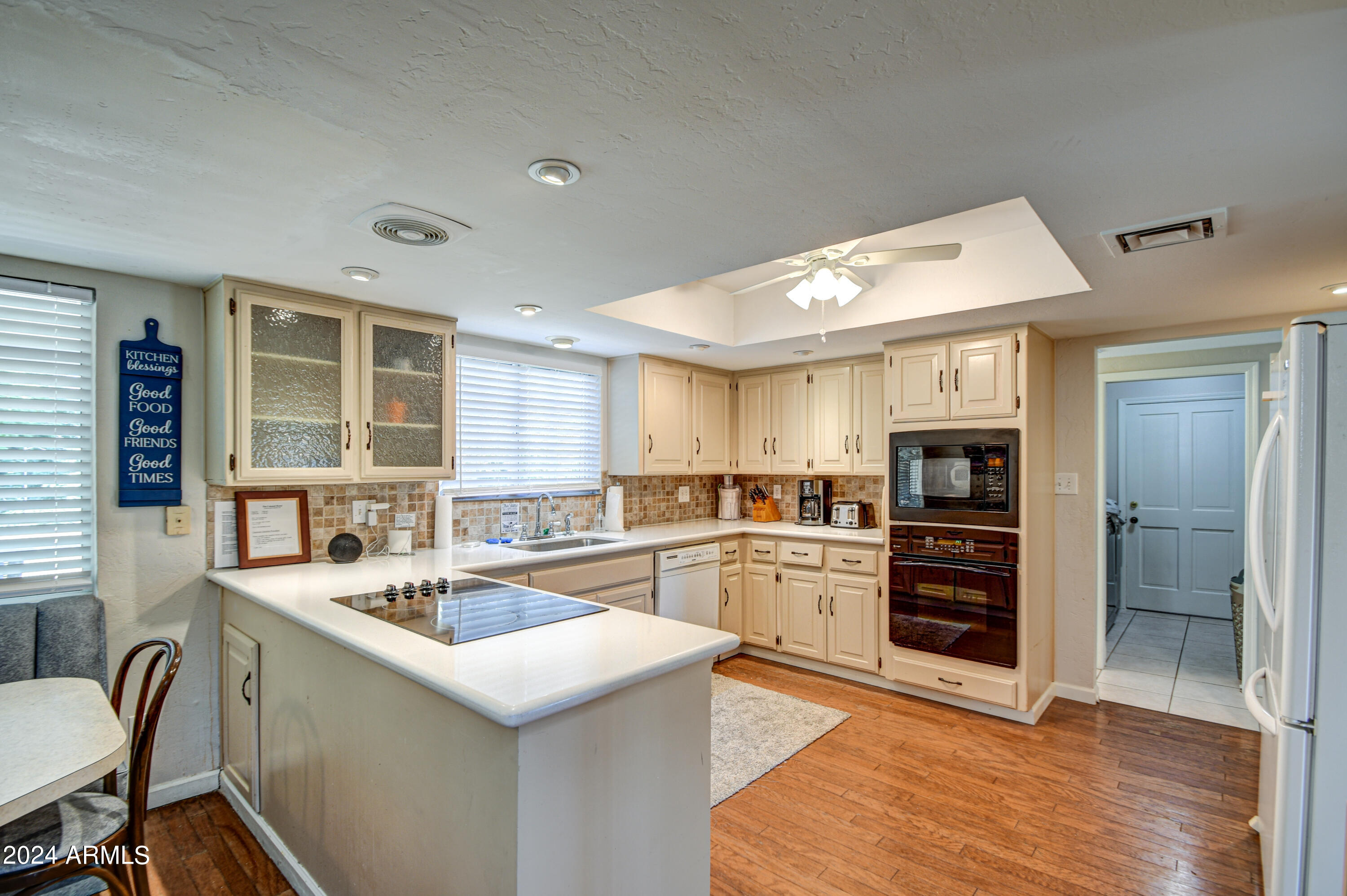 24 East Silver Creek Road Gilbert, AZ 85296 - Photo 16 of 51 Kitchen 2
