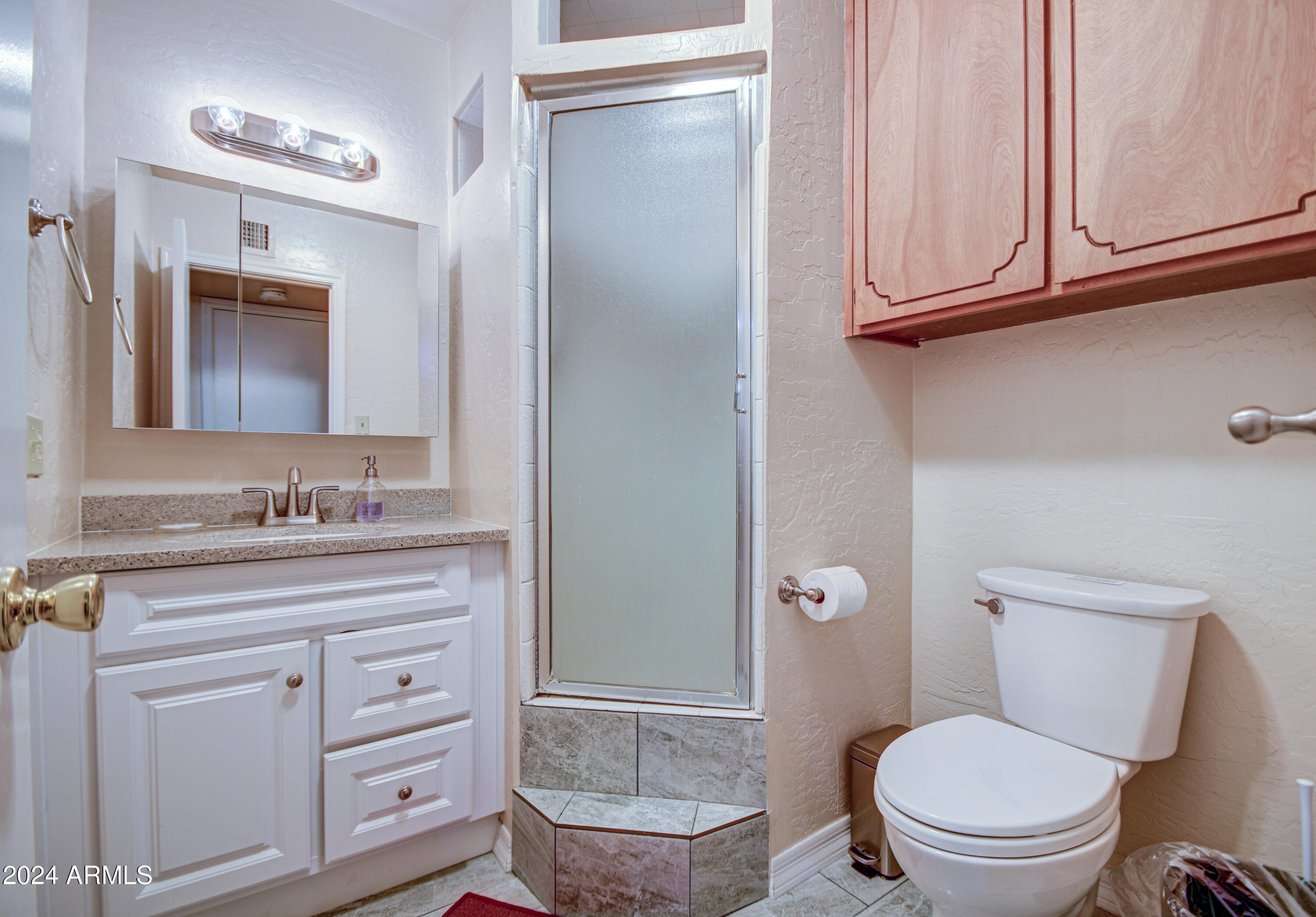 24 East Silver Creek Road Gilbert, AZ 85296 - Photo 35 of 51 Bathroom 3-pic 2