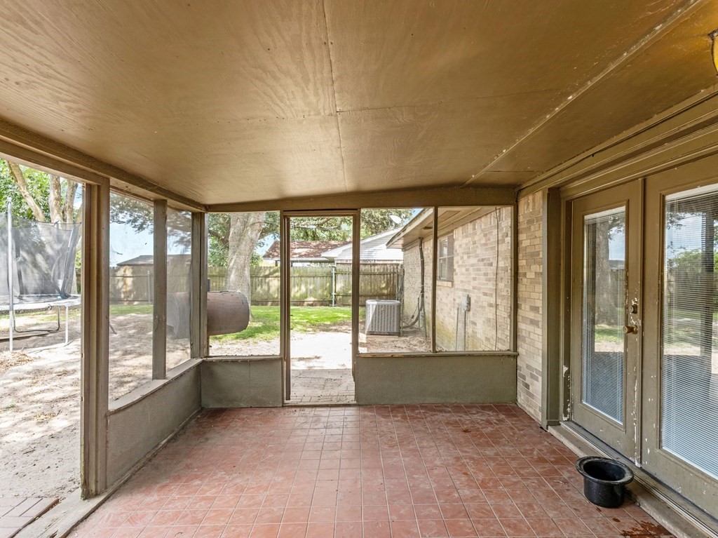 4009 Rice Avenue Bay City, TX 77414 - Photo 26 of 26 a view of an empty room with a window
