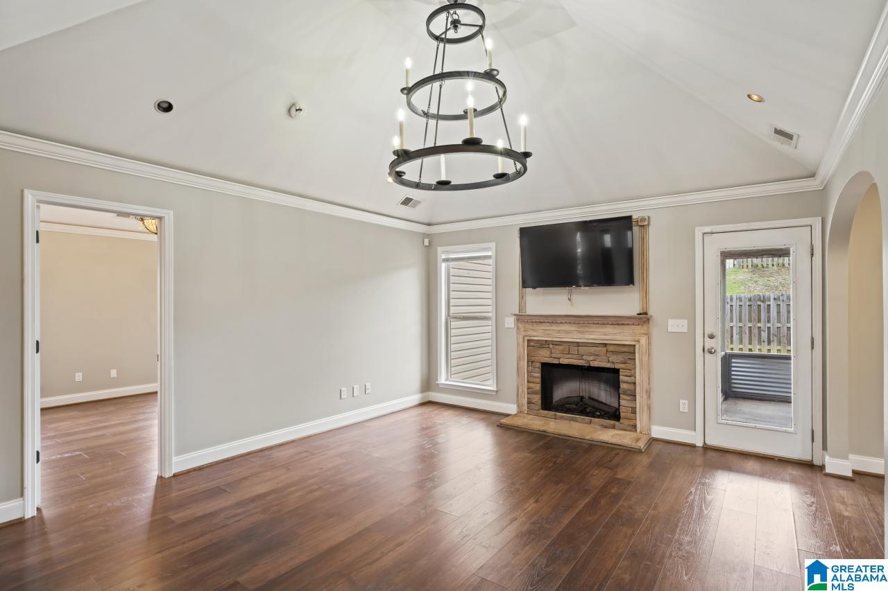 1059 Emerald Ridge Drive Calera, AL 35040 - Photo 5 of 31 Gallery Image 5
