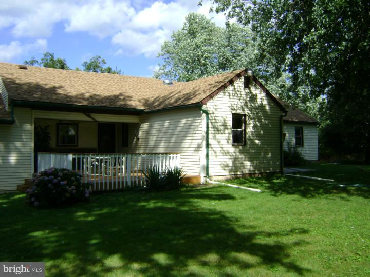 626 Cherry Road Hatfield, PA 19440 - Photo 21 of 23 Exterior Back